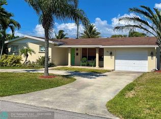39 SE 8th Ter, Deerfield Beach, FL 33441