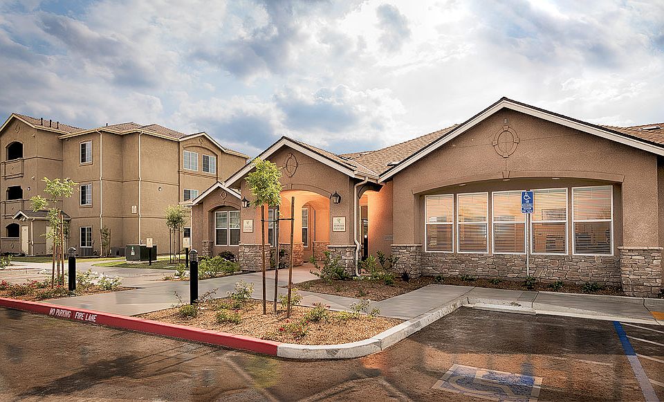 The Grove Apartments in Lemoore