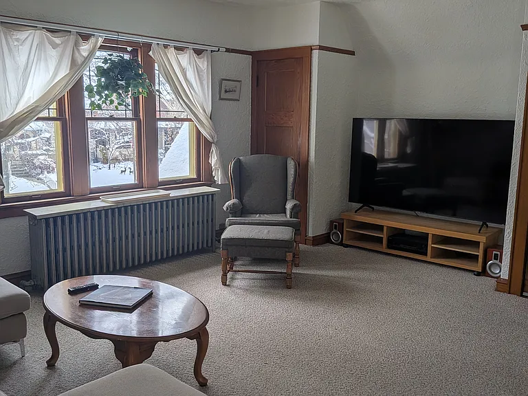 3336 N Dousman St — Photo 18