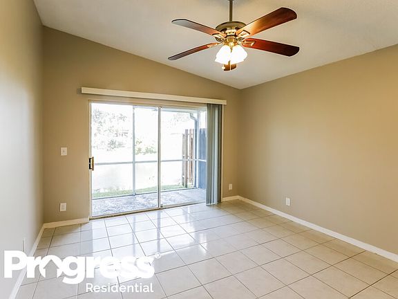 4th image of 6935 NW 27th Ct