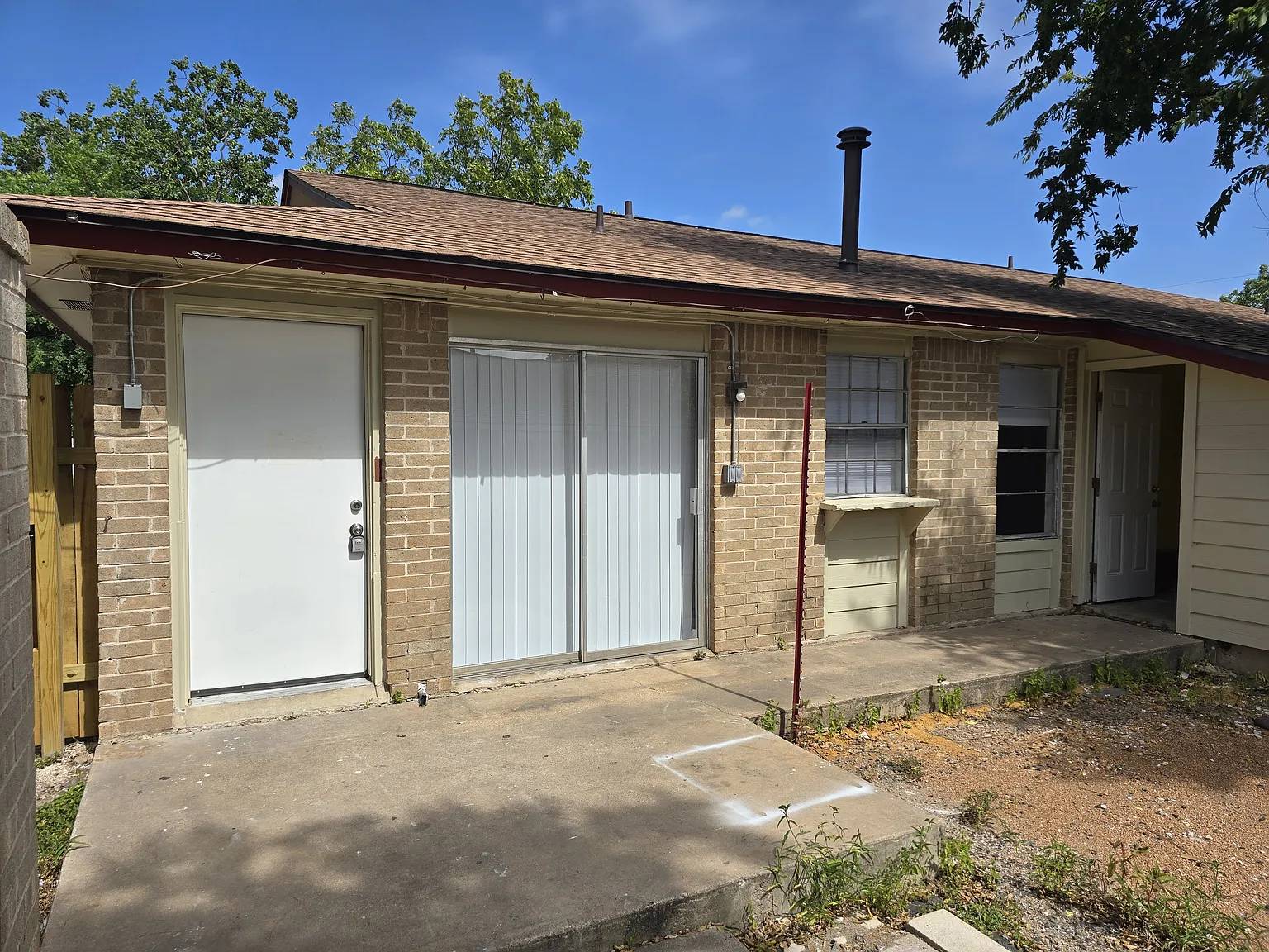 202 Northcrest Circle - D — Photo 3
