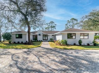 27 Warwick Dr, Shalimar, FL 32579
