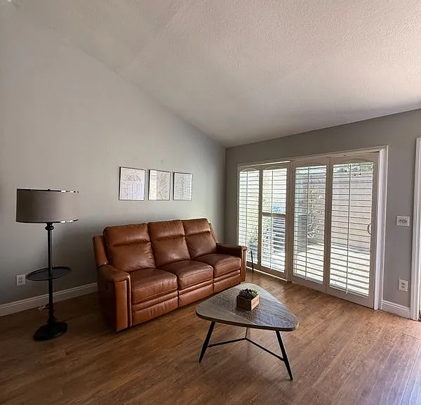 2900 Madison Ave #A42 — Photo 3