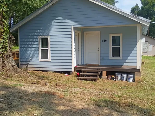 819 Gene St, Nacogdoches, TX 75961