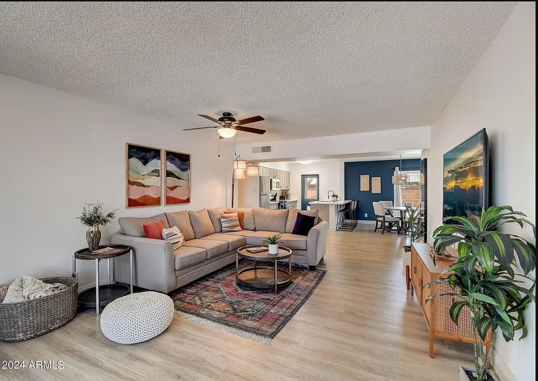 5 bed, 2061 sqft, $3,350 — Photo 1