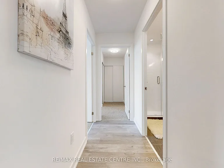 1010 Dundas St E #Penthouse 12 — Photo 19