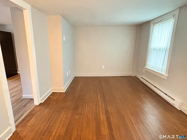 122 Main St #A — Photo 7
