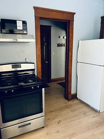 3900 N Port Washington Ave #A — Photo 7