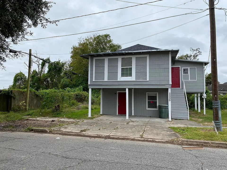 2500 Orange St