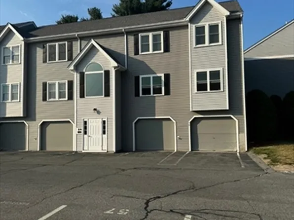 84 Tennis Plaza Rd Unit 58, Dracut, MA 01826