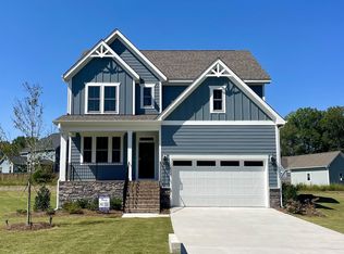 806 Thomas Falls Ct, Fuquay Varina, NC 27526