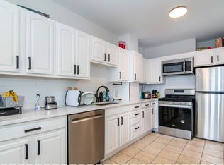448 Park Dr APT 9, Boston, MA 02215
