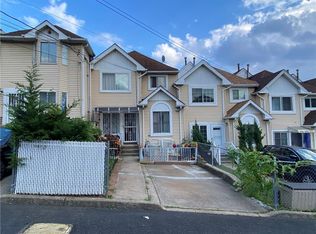 27 Tappen Ct, Staten Island, NY