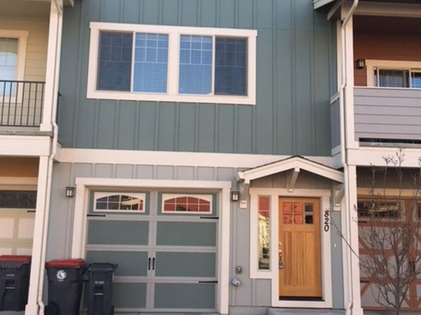 820 Overcup St, Medford, OR 97501