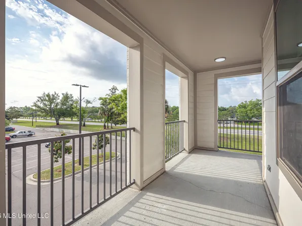 2501 Bienville Blvd #126, Ocean Springs, MS 39564