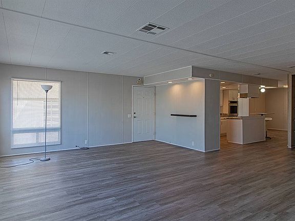 4th image of 2038 Palm St Space 441