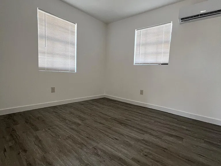 612 S Pine St #612 — Photo 3