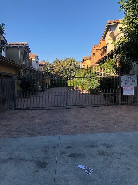2nd image of 7203 Zelzah Ave