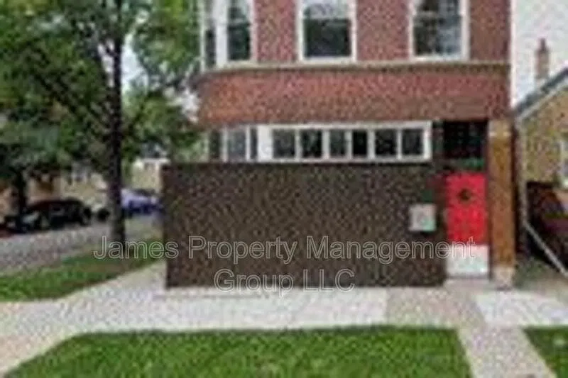 3 bed, 1.0 bath, 1100 sqft, $2,550 — Photo 1