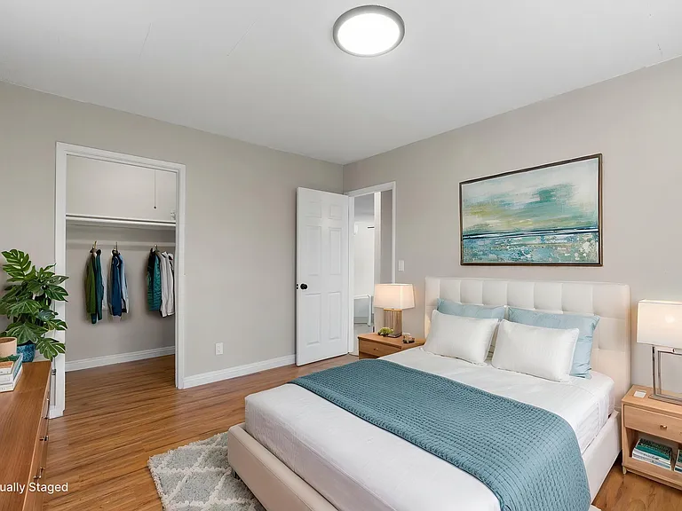 207 E Flora St #207 — Photo 23