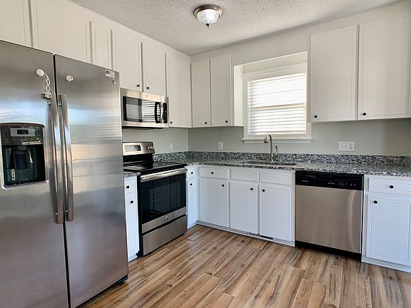 4th image of 106 McKenzie Cir