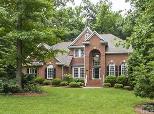 401 Hogan Woods Cir, Chapel Hill, NC 27516