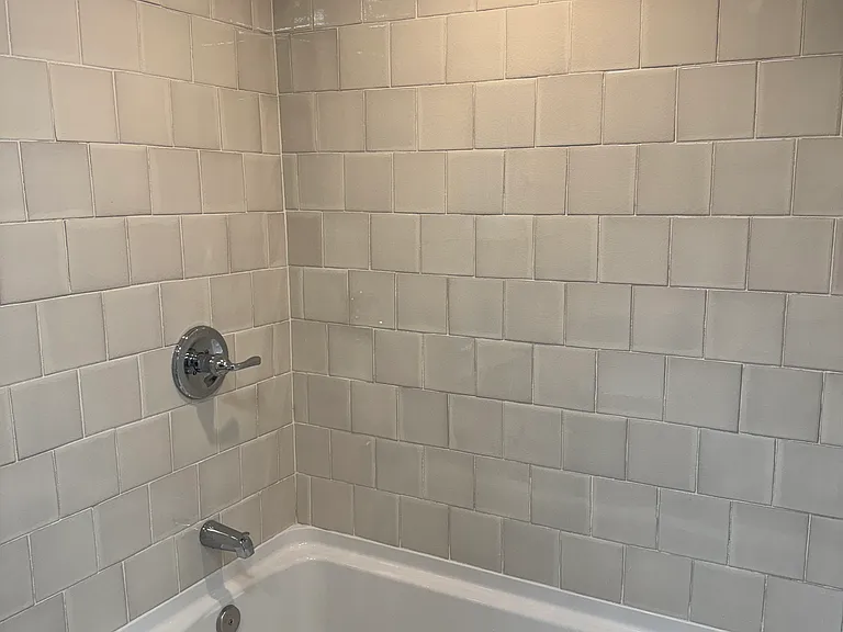 21 Reservoir Rd #4 — Photo 9