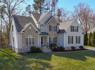 8012 Longfellow Pl, Midlothian, VA 23112