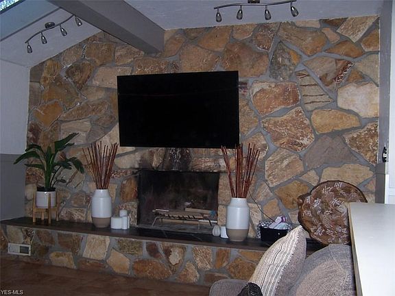 2nd image of 4256 W 229th St