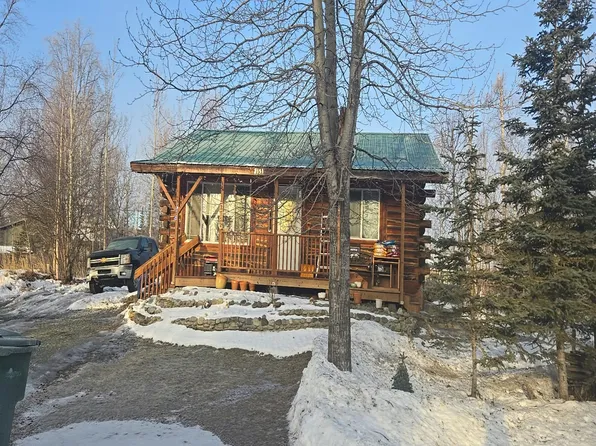 2151 E Chickaloon Rd, Wasilla, AK 99654