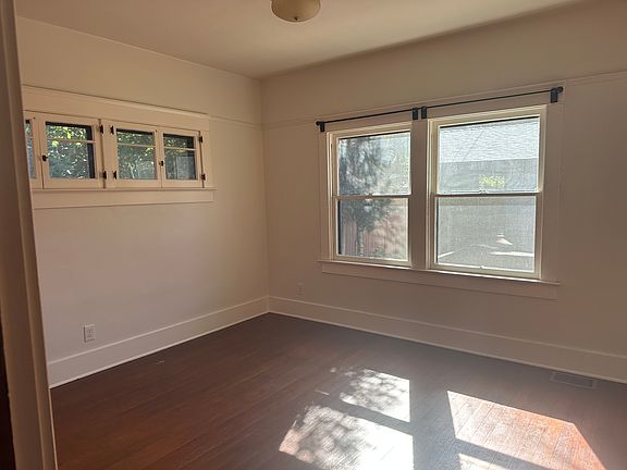 Main bedroom with shower / sink / toilet and walk in closet