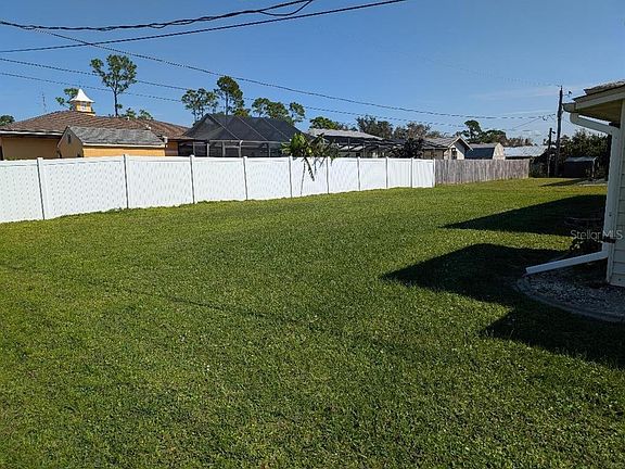 5th image of 23184 Glory Ave