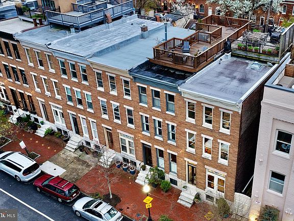 3rd image of 335 Warren Ave