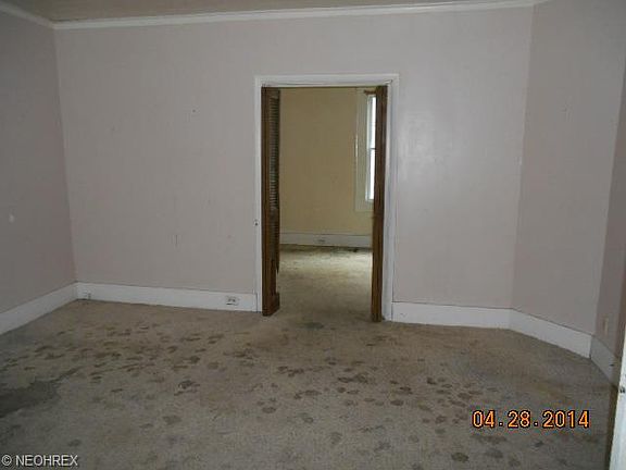 3rd image of 7010 Berdelle Ave