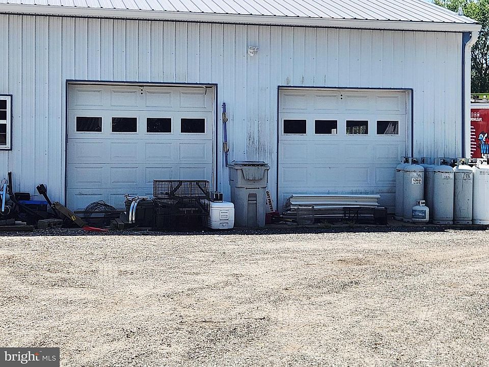 2nd image of 7472 Esham Rd