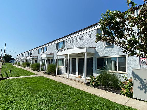 2nd image of 240 Long Branch Ave APT 1