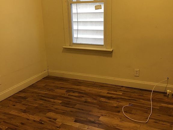5th image of 319 S Orange Ave #1