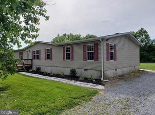 8601 Leetown Rd, Kearneysville, WV 25430