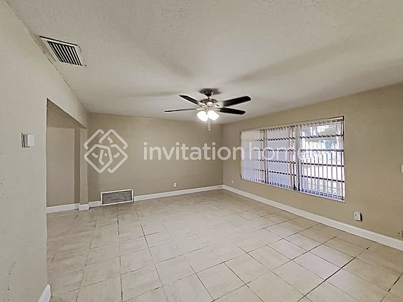 4th image of 8750 Pasadena Blvd