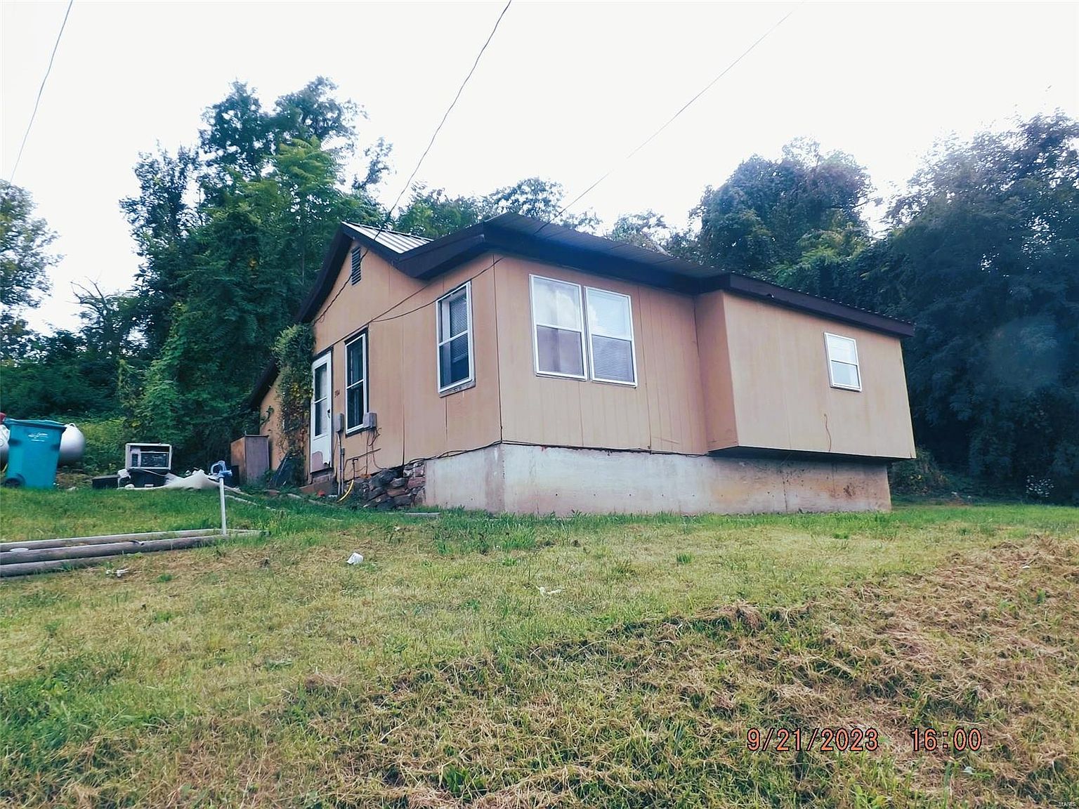 304 3rd St, Steelville, MO 65565 Zillow