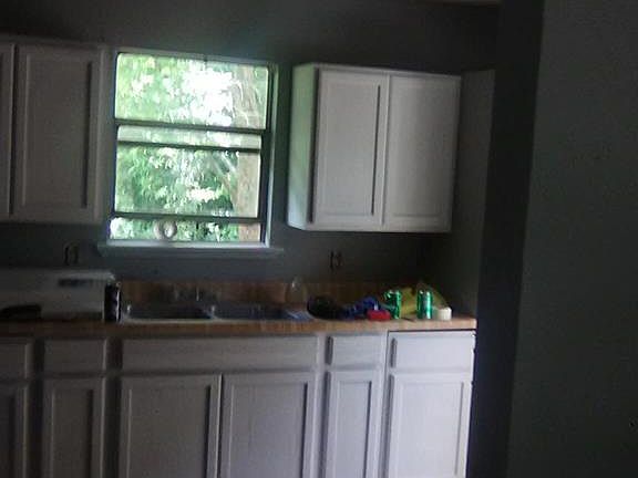 2nd image of 2101 Nile St