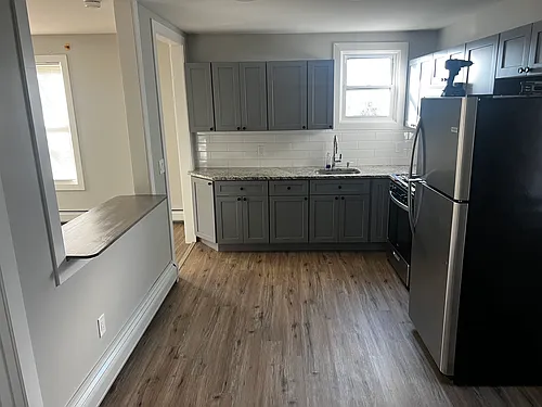209 Sharp St #2 Photo 1