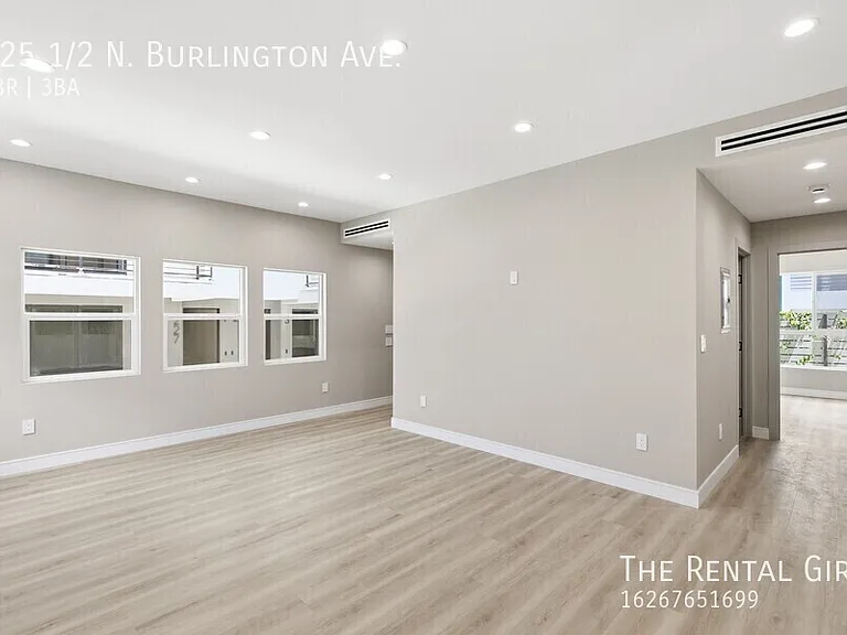 225 1/2 N Burlington Ave — Photo 10