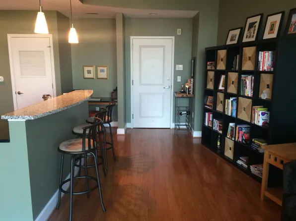 950 W Peachtree St NW, Atlanta, GA