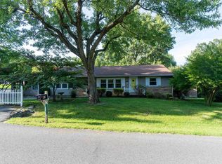 763 Crabapple Dr, Calvert City, KY 42029