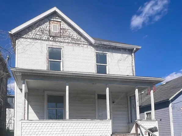 1214 Hillcrest Ct, Clarksburg, WV 26301