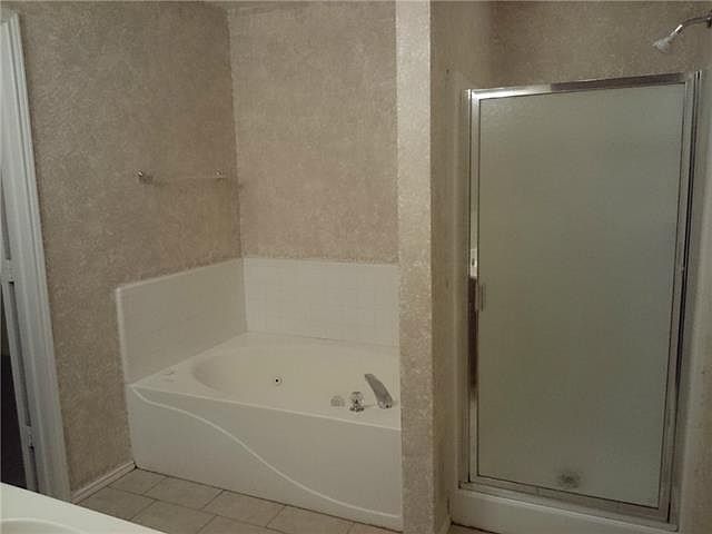 2nd image of 8104 Fox Chase Dr