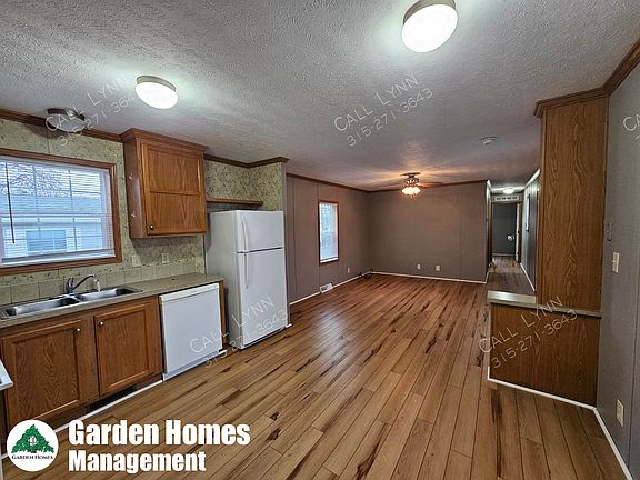 2nd image of 32 Bramblewood Rd