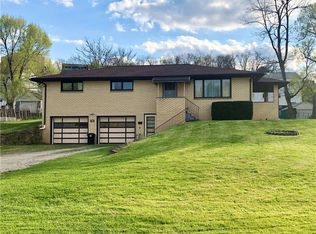 311 Agnew Rd, Jeannette, PA 15644