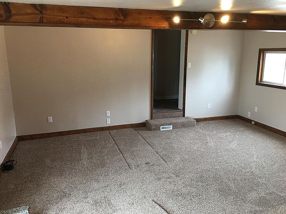 2nd image of 1106 West Dr